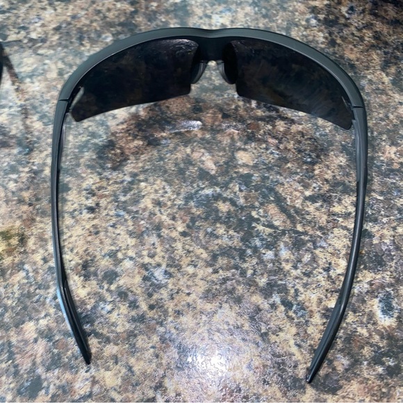 Polarized Multi-Colored Sport Sunglasses - Picture 4 of 5